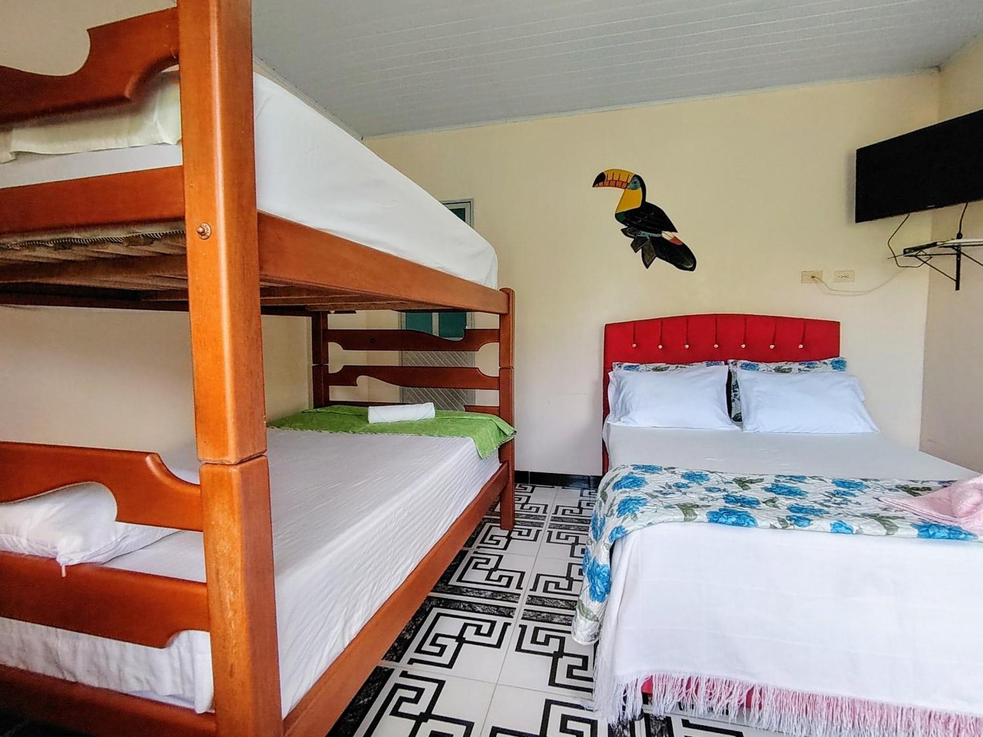 Hotel Alto Amazonas Leticia Extérieur photo